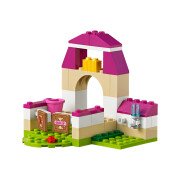 LEGO® Mias Pferdestall-Koffer (10746)