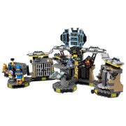 LEGO® Batcave-Einbruch (70909)