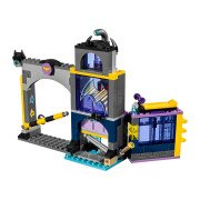 LEGO® Das Geheimversteck von Batgirl™ (41237)