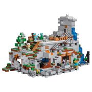 LEGO® Die Berghöhle (21137)