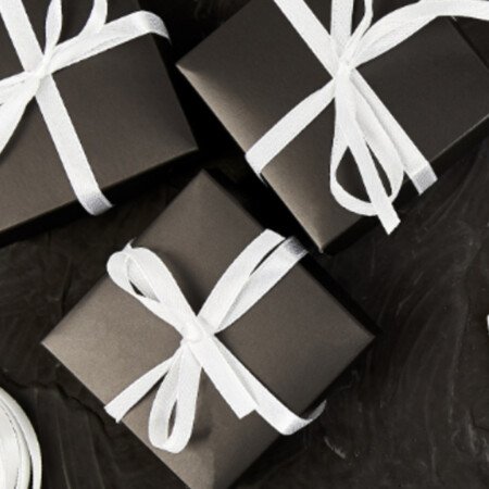 Schwarze Geschenkboxen