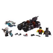 LEGO® Batcycle-Duell mit Mr. Freeze™ (76118)