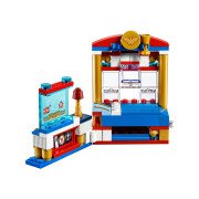 LEGO® Wonder Womans™ Schlafgemach (41235)