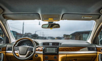 Die Bedeutung von Sicherheitsausstattung im Auto: Schutz, Regeln und Empfehlungen