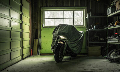 Motorrad im Winter richtig einlagern: Ratgeber und Produktempfehlungen
