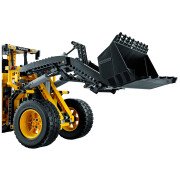 LEGO® VOLVO L350F Radlader (42030)